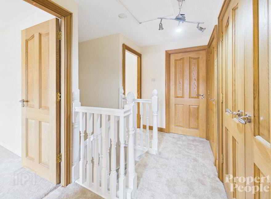 9 Lindsay Court, Belfast, BT7 1AU