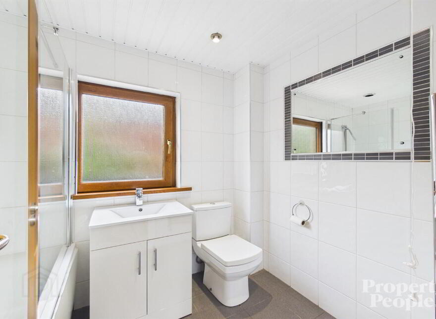 9 Lindsay Court, Belfast, BT7 1AU