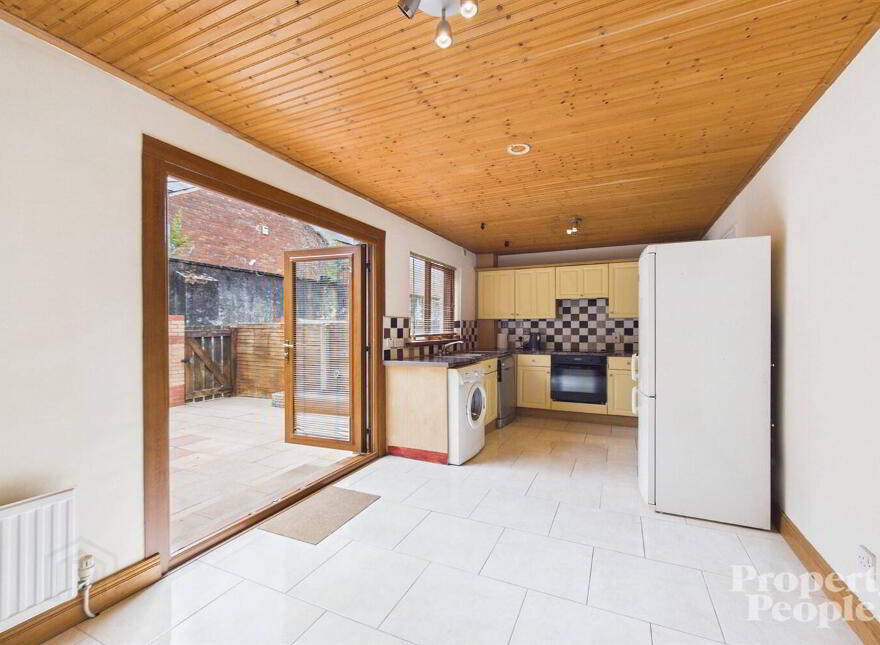 9 Lindsay Court, Belfast, BT7 1AU