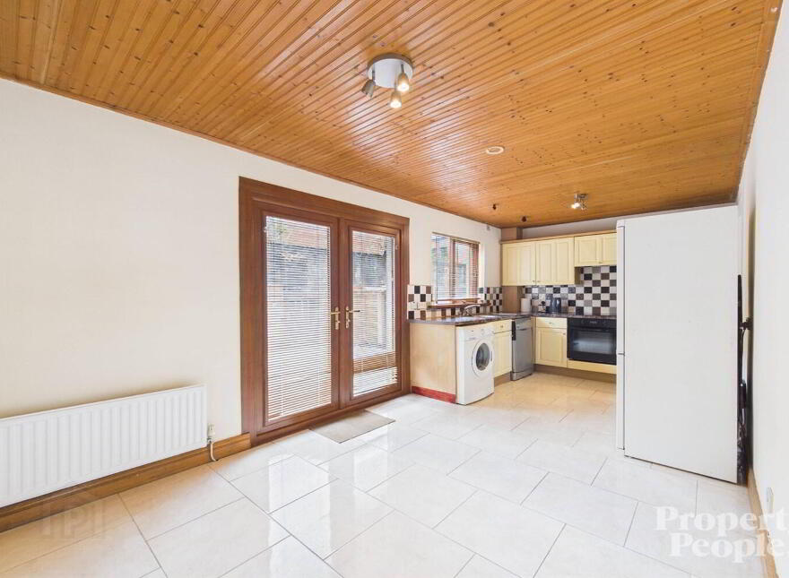 9 Lindsay Court, Belfast, BT7 1AU