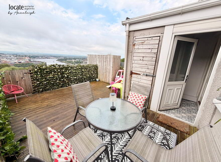 88 Strabane Old Road, Waterside, Derry, BT47 2EG
