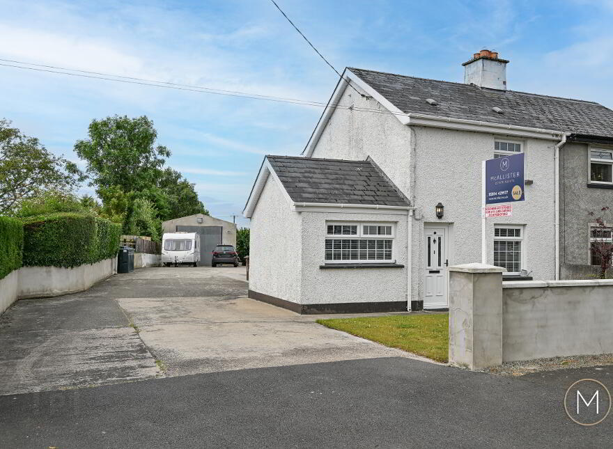 8 Ballygrooby Crescent, Randalstown, BT41 2EL