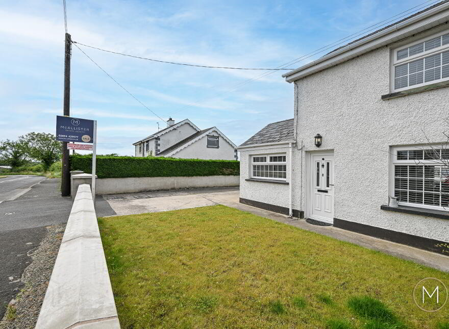 8 Ballygrooby Crescent, Randalstown, BT41 2EL