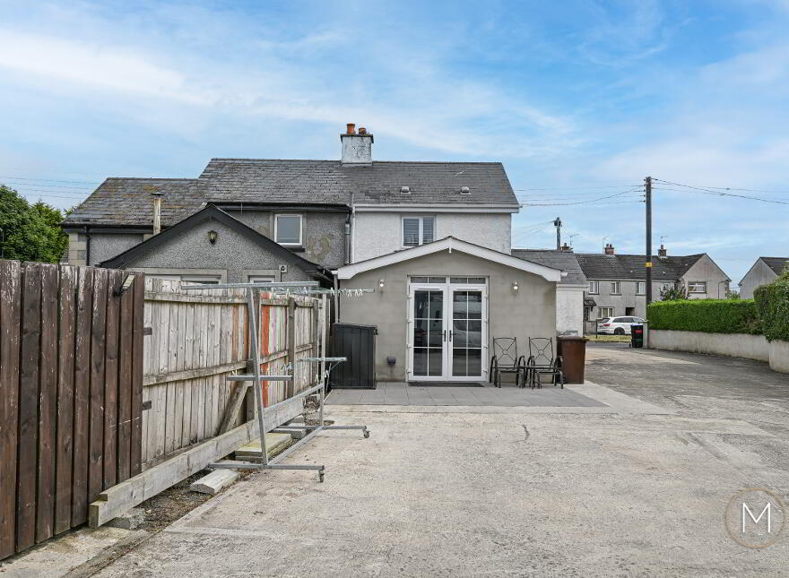 8 Ballygrooby Crescent, Randalstown, BT41 2EL