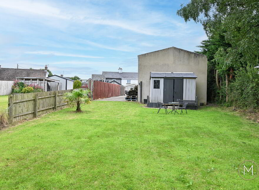 8 Ballygrooby Crescent, Randalstown, BT41 2EL