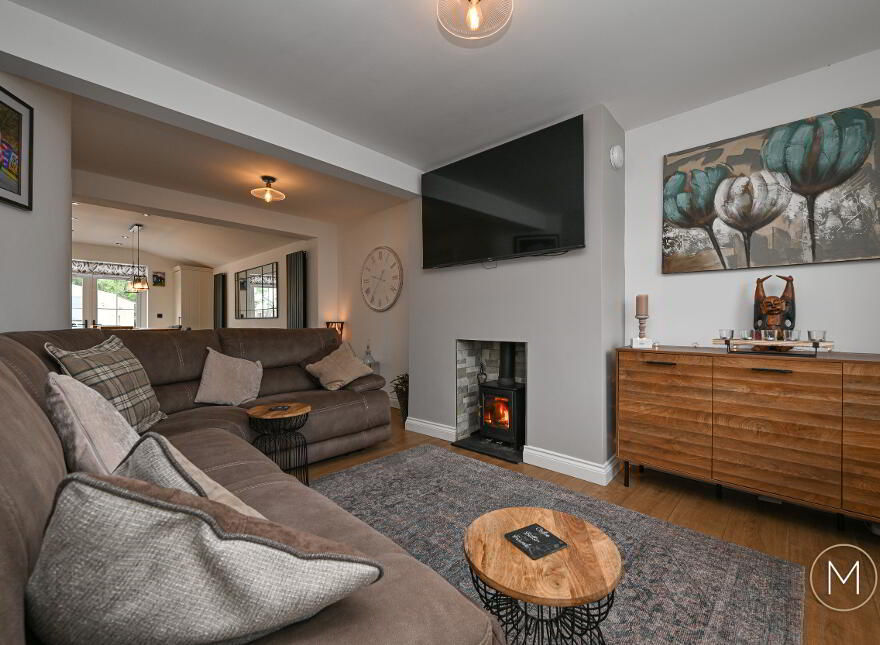 8 Ballygrooby Crescent, Randalstown, BT41 2EL