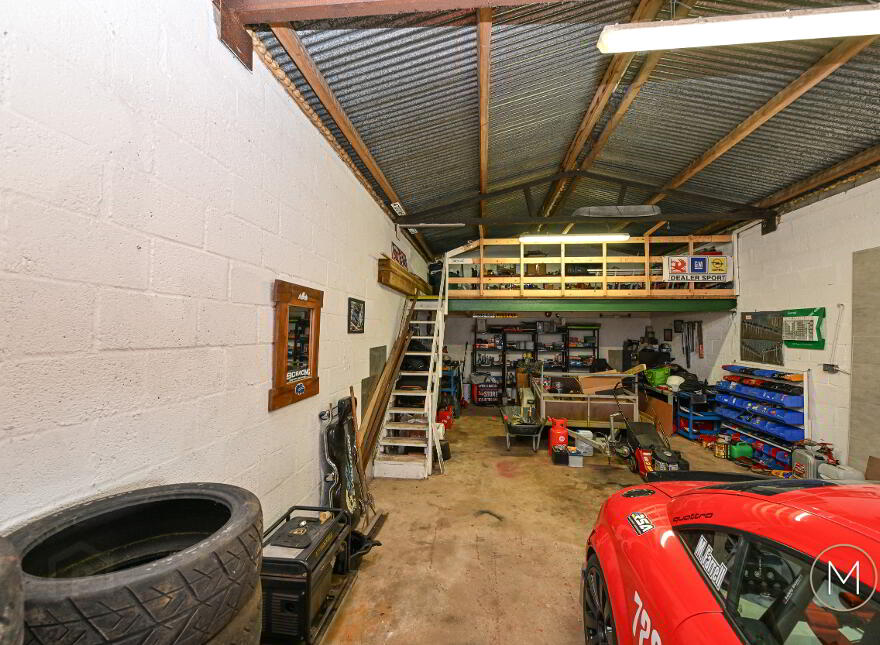 8 Ballygrooby Crescent, Randalstown, BT41 2EL