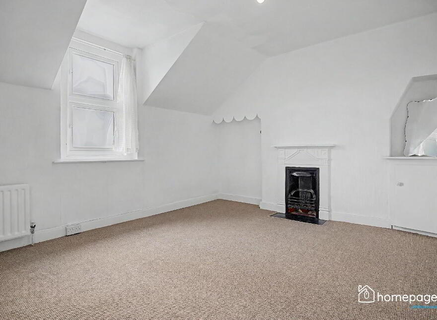 2 Dhu Varren Park, Portrush, BT56 8EL
