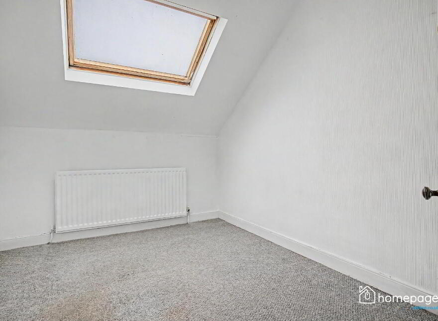 2 Dhu Varren Park, Portrush, BT56 8EL