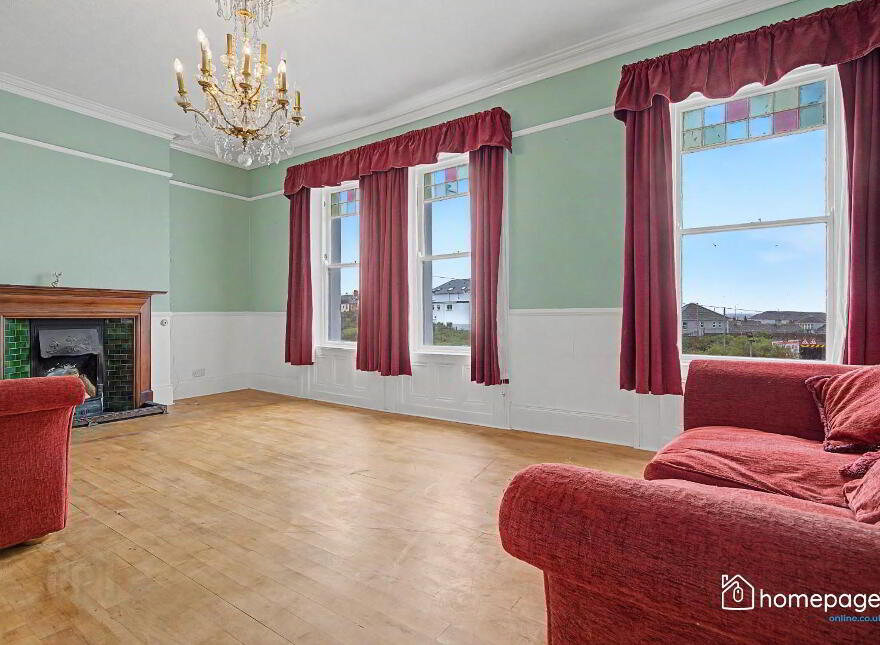 2 Dhu Varren Park, Portrush, BT56 8EL