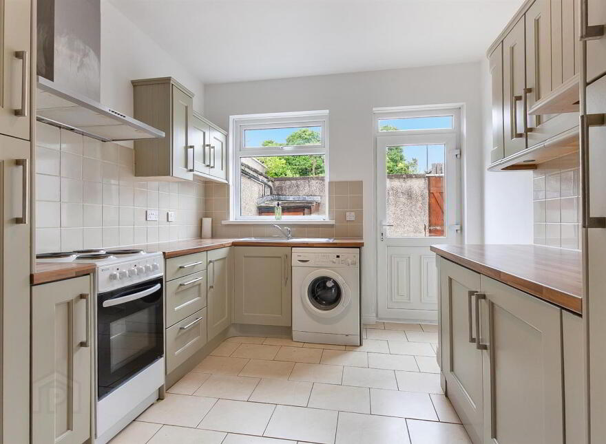20 Avondale Drive, Ballyclare, BT39 9EA