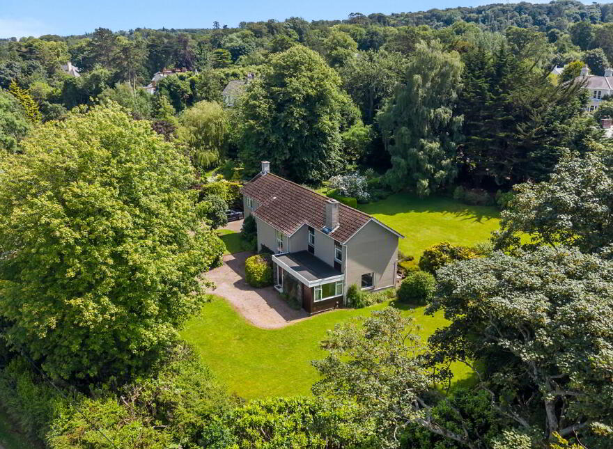 7 Ailsa Road, Cultra, Holywood, BT18 0AS