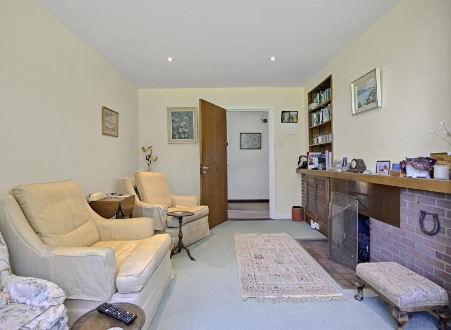 7 Ailsa Road, Cultra, Holywood, BT18 0AS