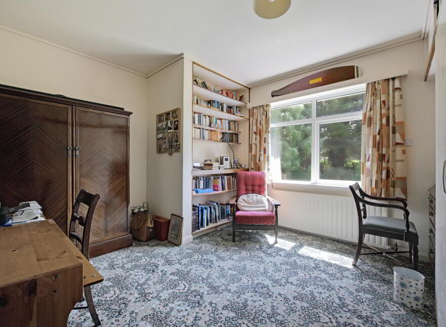 7 Ailsa Road, Cultra, Holywood, BT18 0AS