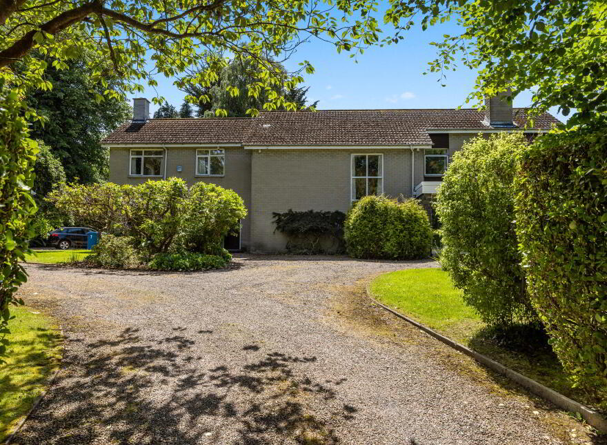 7 Ailsa Road, Cultra, Holywood, BT18 0AS
