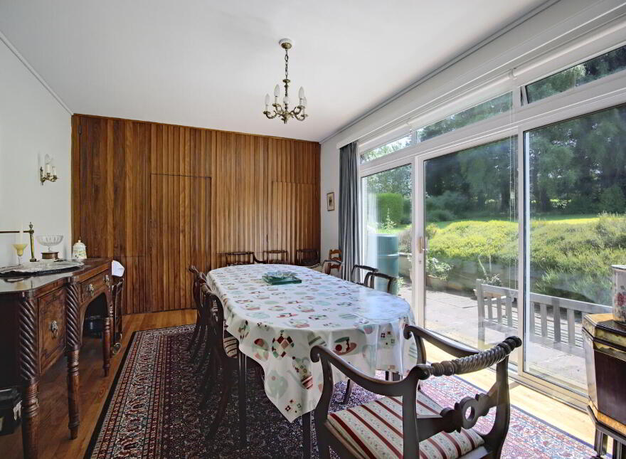 7 Ailsa Road, Cultra, Holywood, BT18 0AS
