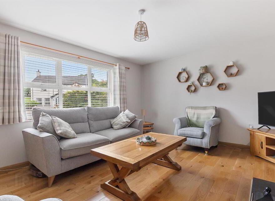 15 Village Hill, Straid, Ballyclare, BT39 9WQ