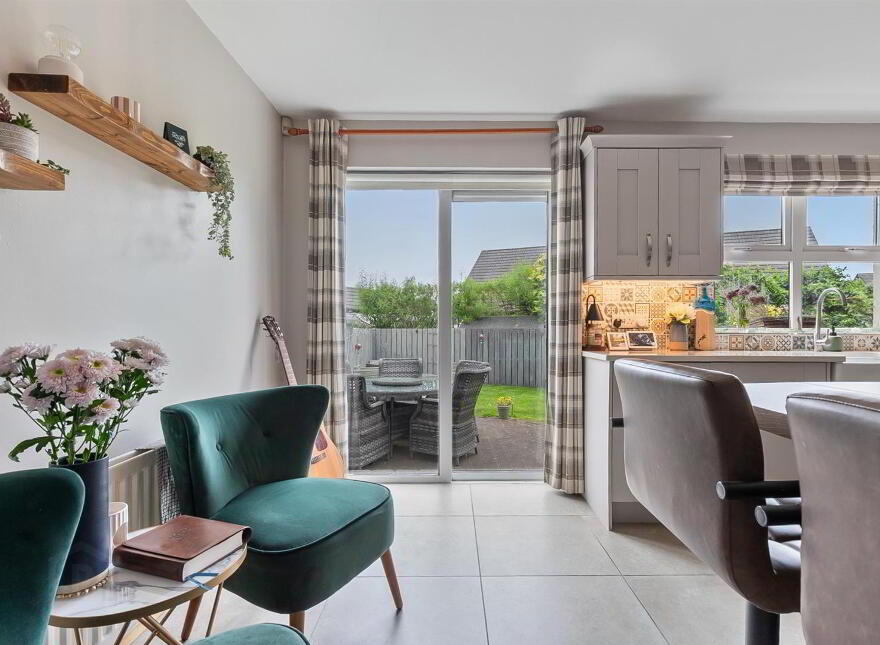 15 Village Hill, Straid, Ballyclare, BT39 9WQ