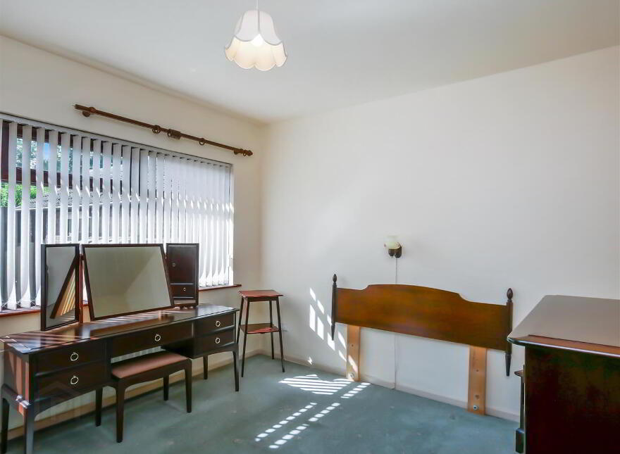 4 Glenhugh Park, Saintfield Road, Belfast, BT8 7PQ
