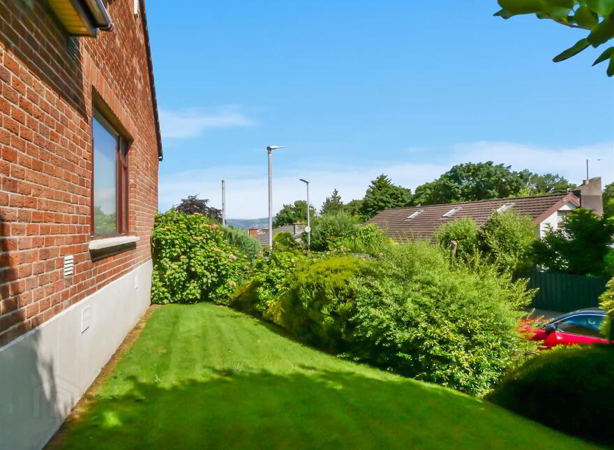4 Glenhugh Park, Saintfield Road, Belfast, BT8 7PQ