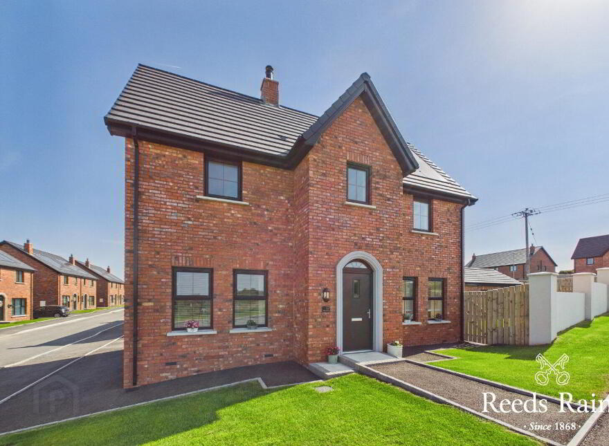 17 Paddock Gardens, Carrowdore, Newtownards, BT22 2WX
