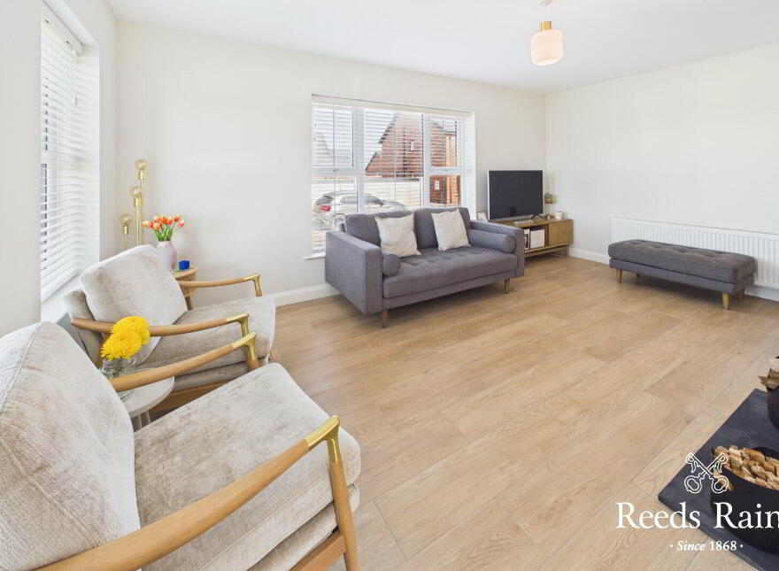 17 Paddock Gardens, Carrowdore, Newtownards, BT22 2WX