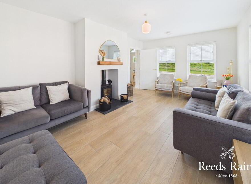 17 Paddock Gardens, Carrowdore, Newtownards, BT22 2WX
