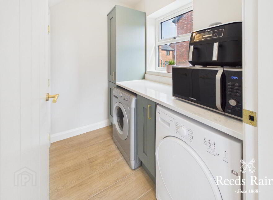 17 Paddock Gardens, Carrowdore, Newtownards, BT22 2WX