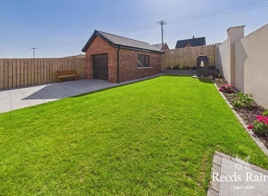 17 Paddock Gardens, Carrowdore, Newtownards, BT22 2WX