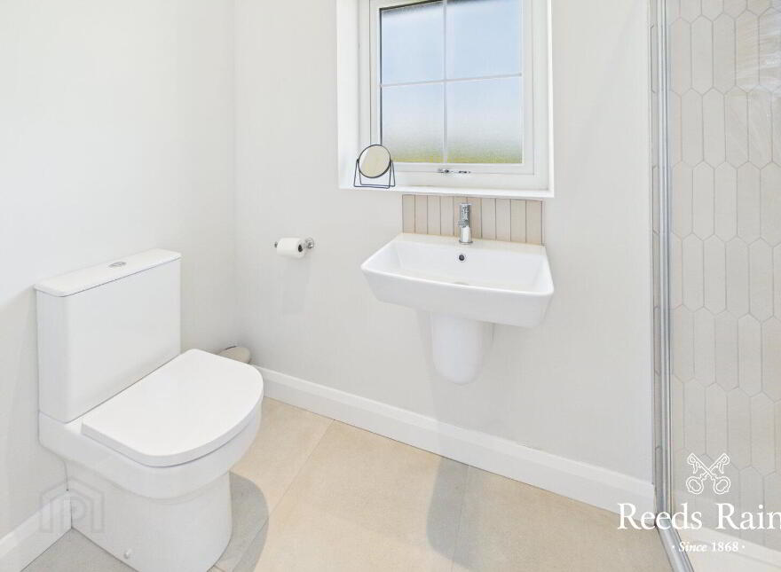 17 Paddock Gardens, Carrowdore, Newtownards, BT22 2WX