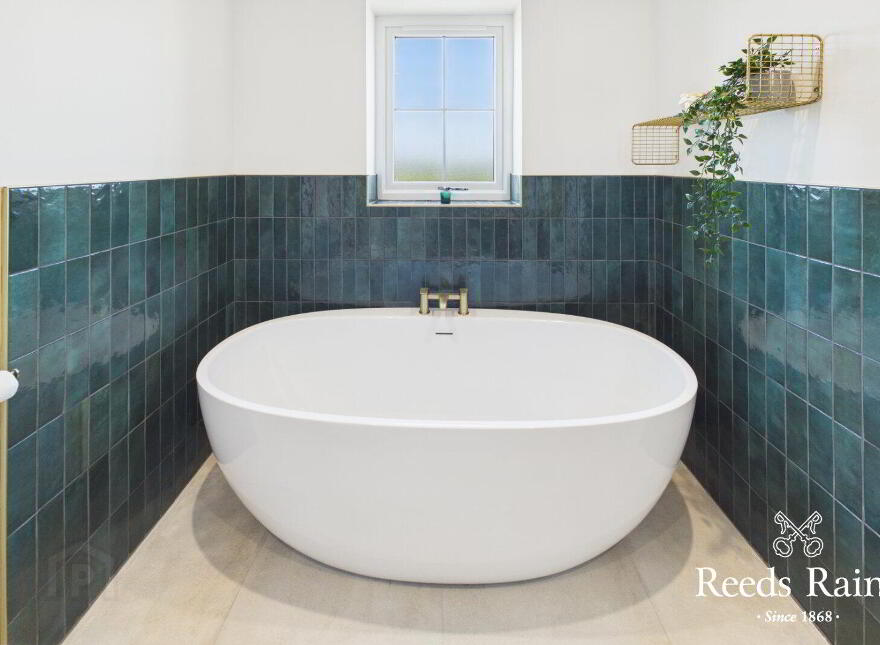 17 Paddock Gardens, Carrowdore, Newtownards, BT22 2WX