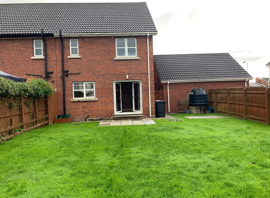 34 Carnbeg Dale, Antrim, BT41 4RE
