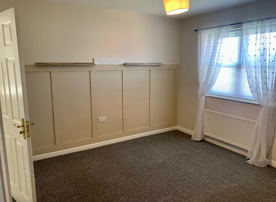 34 Carnbeg Dale, Antrim, BT41 4RE