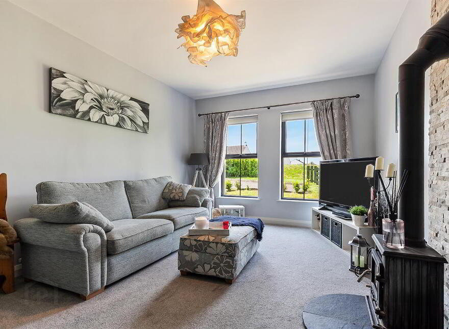 2 Hansons Hall Park, Ballyclare, BT39 9YG