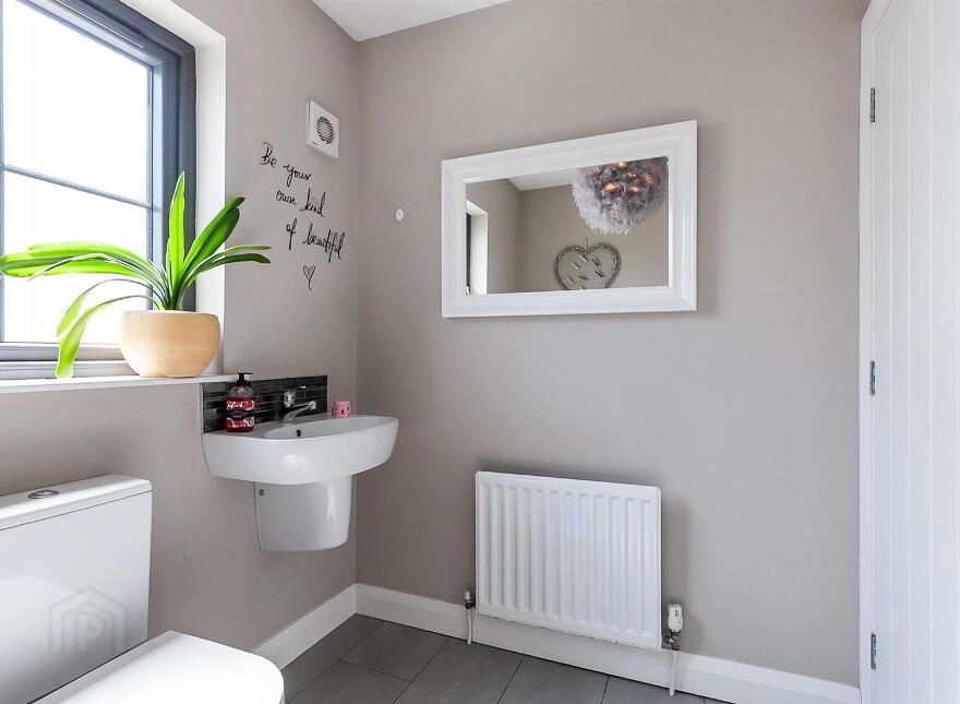 2 Hansons Hall Park, Ballyclare, BT39 9YG