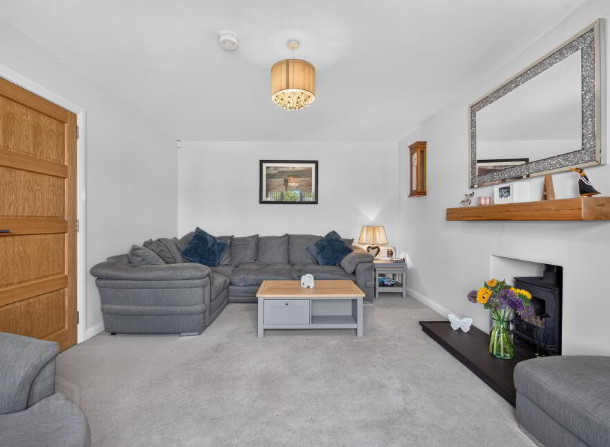 75 Sandhurst Manor, Ballymena, BT42 1FG