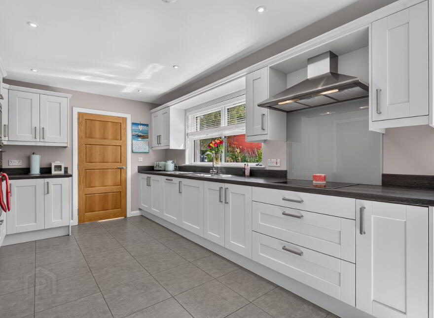 75 Sandhurst Manor, Ballymena, BT42 1FG
