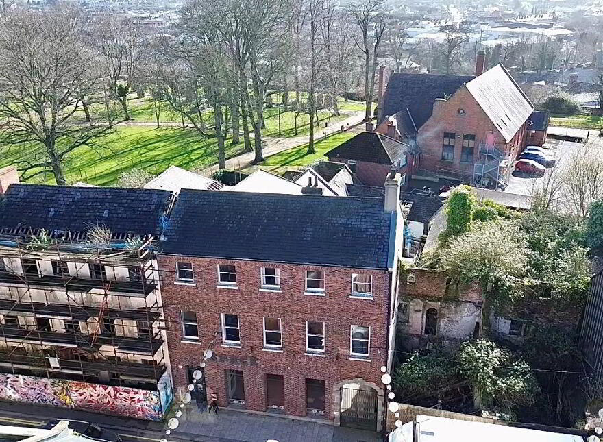(Lot 4) 32-36 Castle Street, Lisburn, BT27 4XE