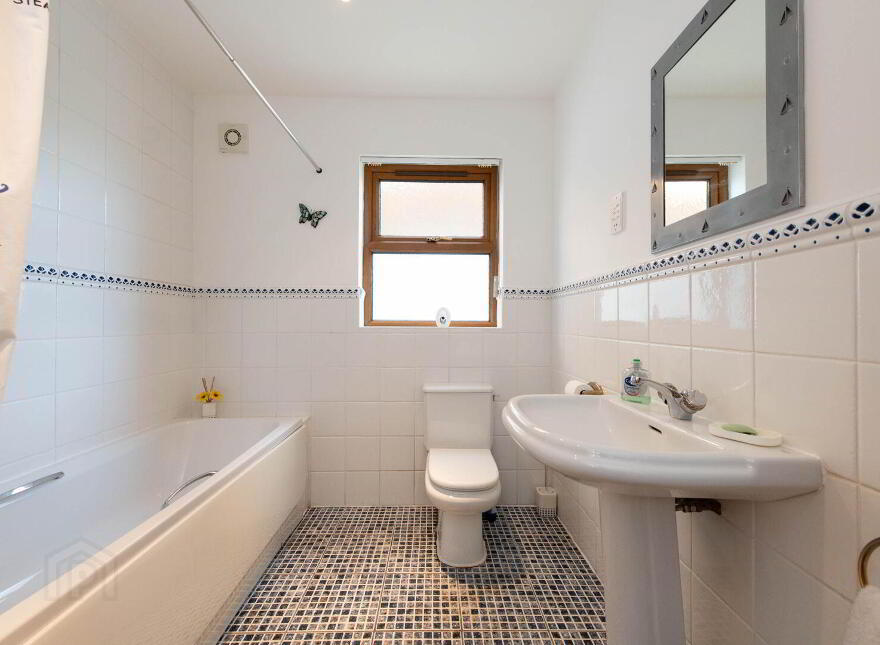 Apt 1, 137 Monkstown Road, Newtownabbey, BT37 0LG