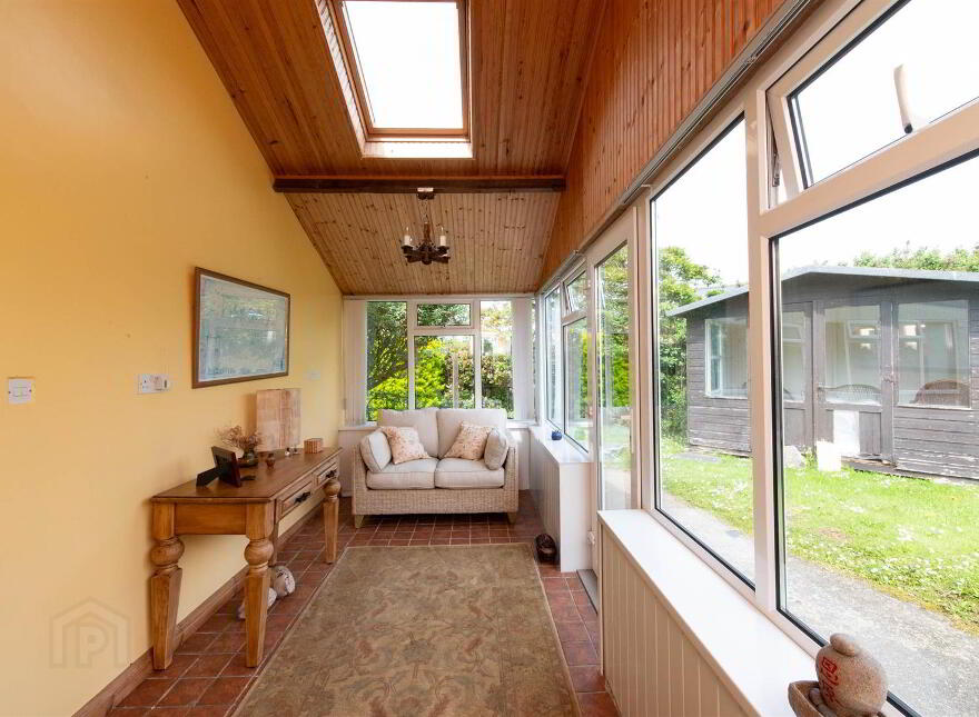 17 Killard Square, Ballyhornan, Downpatrick, BT30 7PW