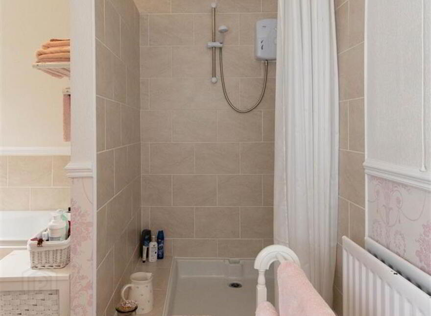 17 Killard Square, Ballyhornan, Downpatrick, BT30 7PW