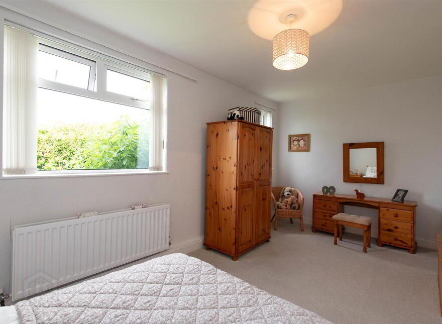 17 Killard Square, Ballyhornan, Downpatrick, BT30 7PW