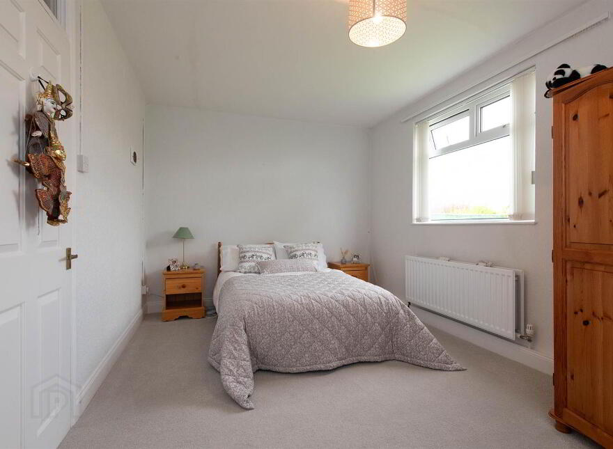 17 Killard Square, Ballyhornan, Downpatrick, BT30 7PW