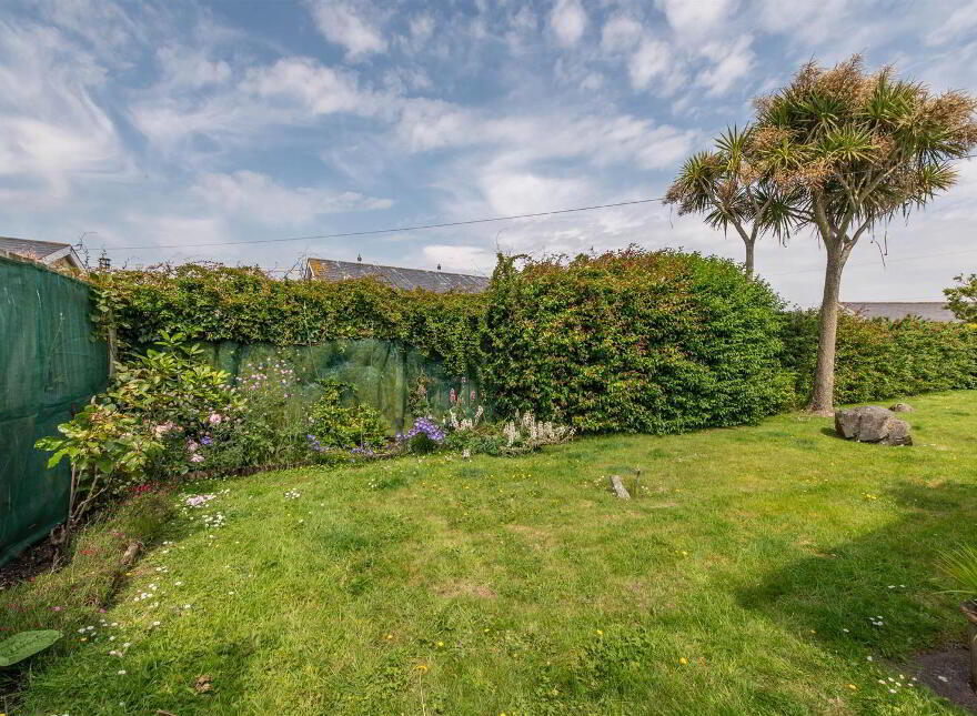 17 Killard Square, Ballyhornan, Downpatrick, BT30 7PW