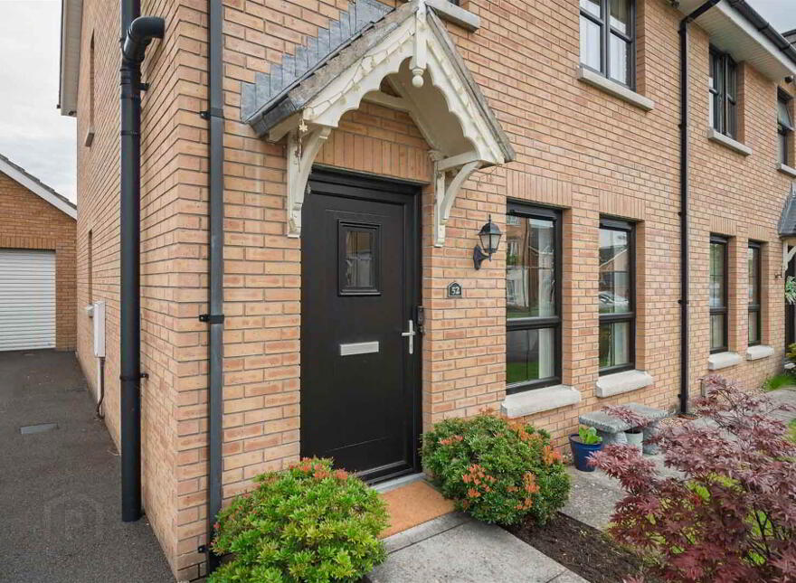 52 Mornington Gardens, Lisburn, BT28 2WB