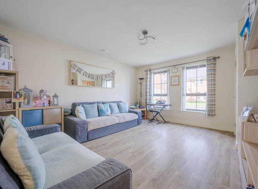 52 Mornington Gardens, Lisburn, BT28 2WB