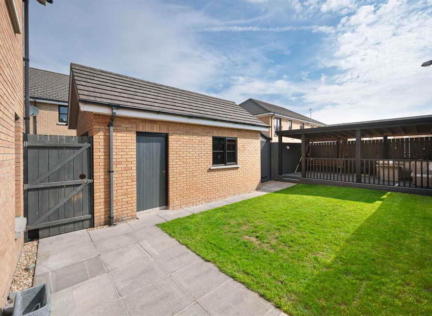52 Mornington Gardens, Lisburn, BT28 2WB