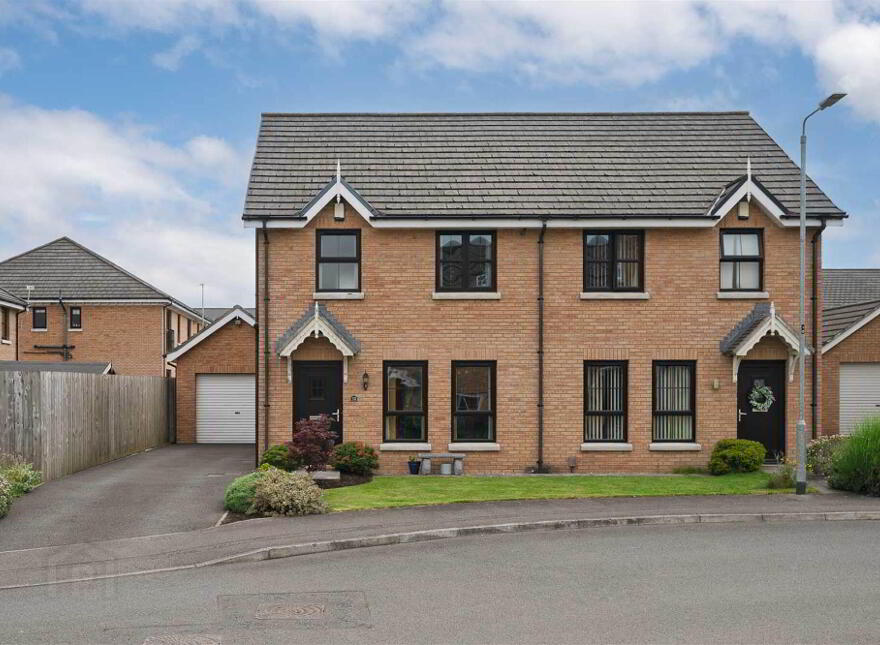 52 Mornington Gardens, Lisburn, BT28 2WB