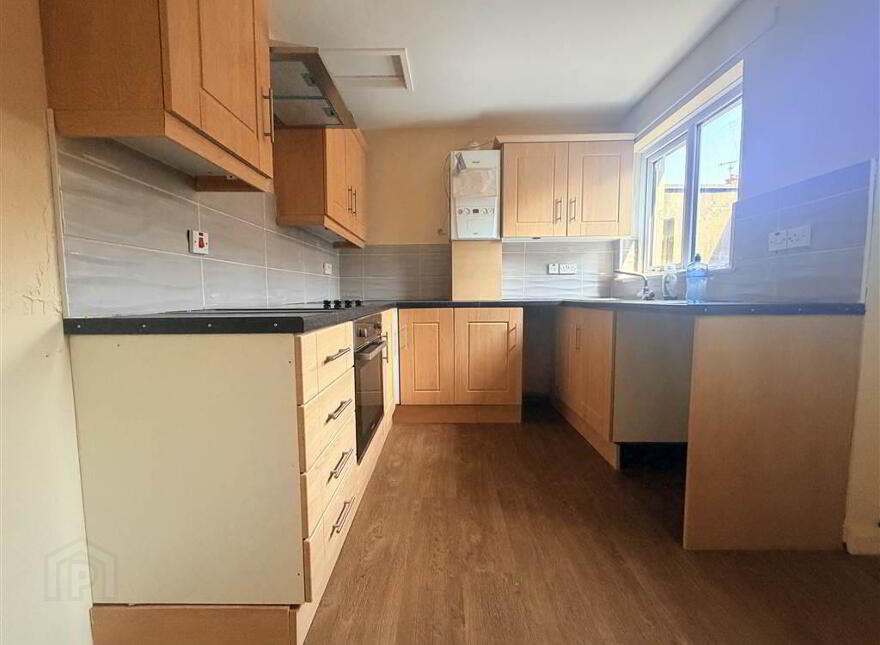 40 Iveagh Drive, Belfast, BT12 6AY