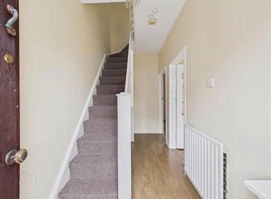 40 Iveagh Drive, Belfast, BT12 6AY